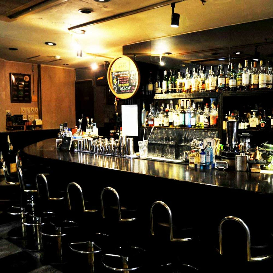 SHOT BAR ふくろう 内観